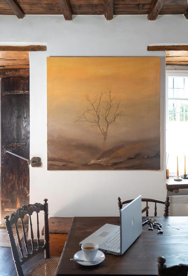 The 1813 Painter'S Villa By Neuvel Galaxidi Luaran gambar