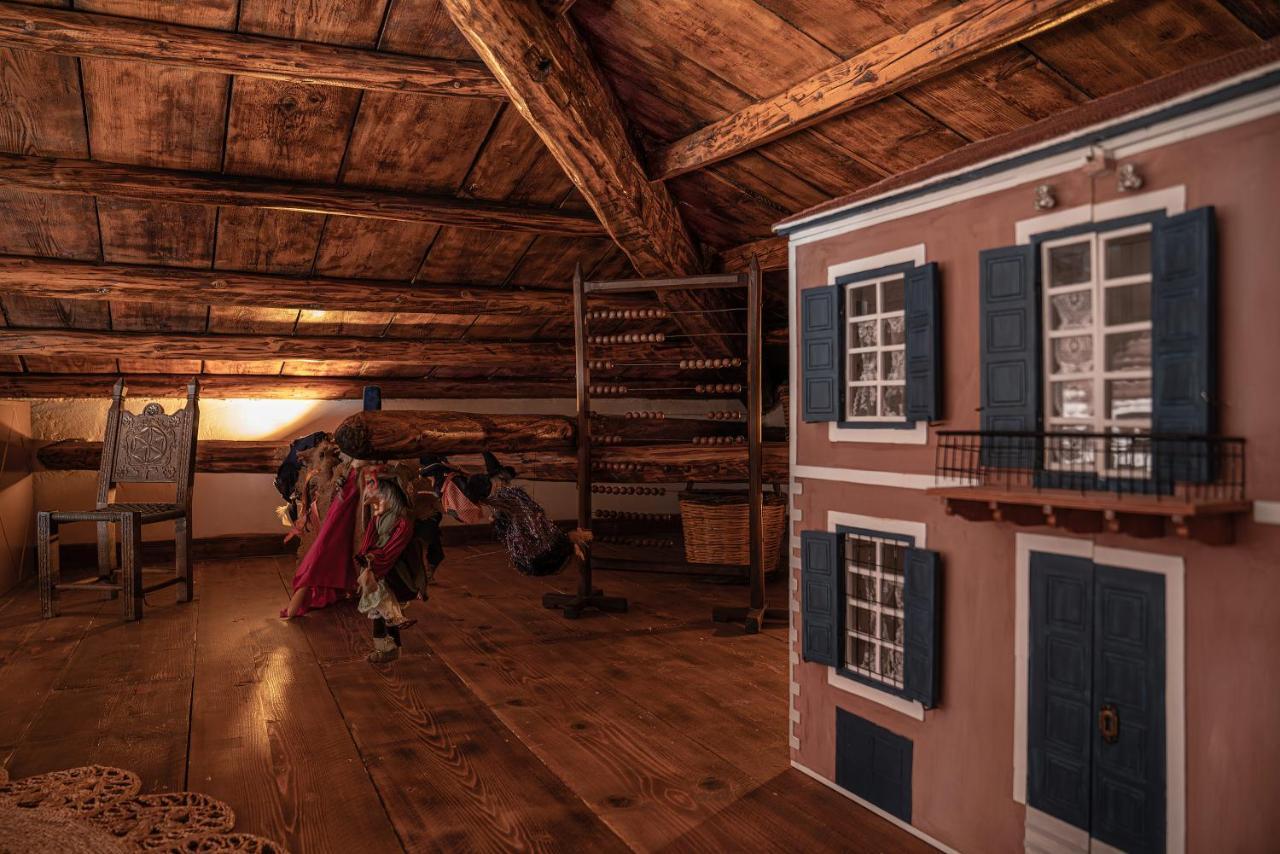 The 1813 Painter'S Villa By Neuvel Galaxidi Luaran gambar